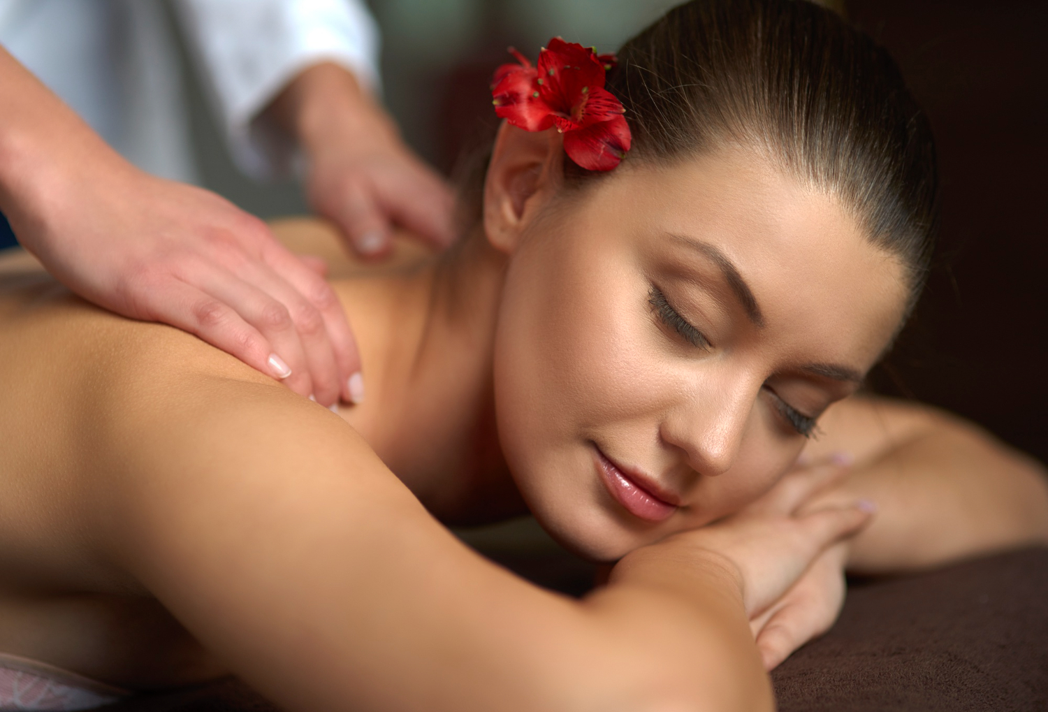 Thaimassage mit Rückenbehandlung